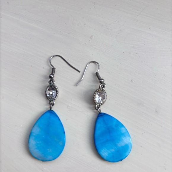 Elegant Blue Teardrop Earrings - Picture 1 of 3